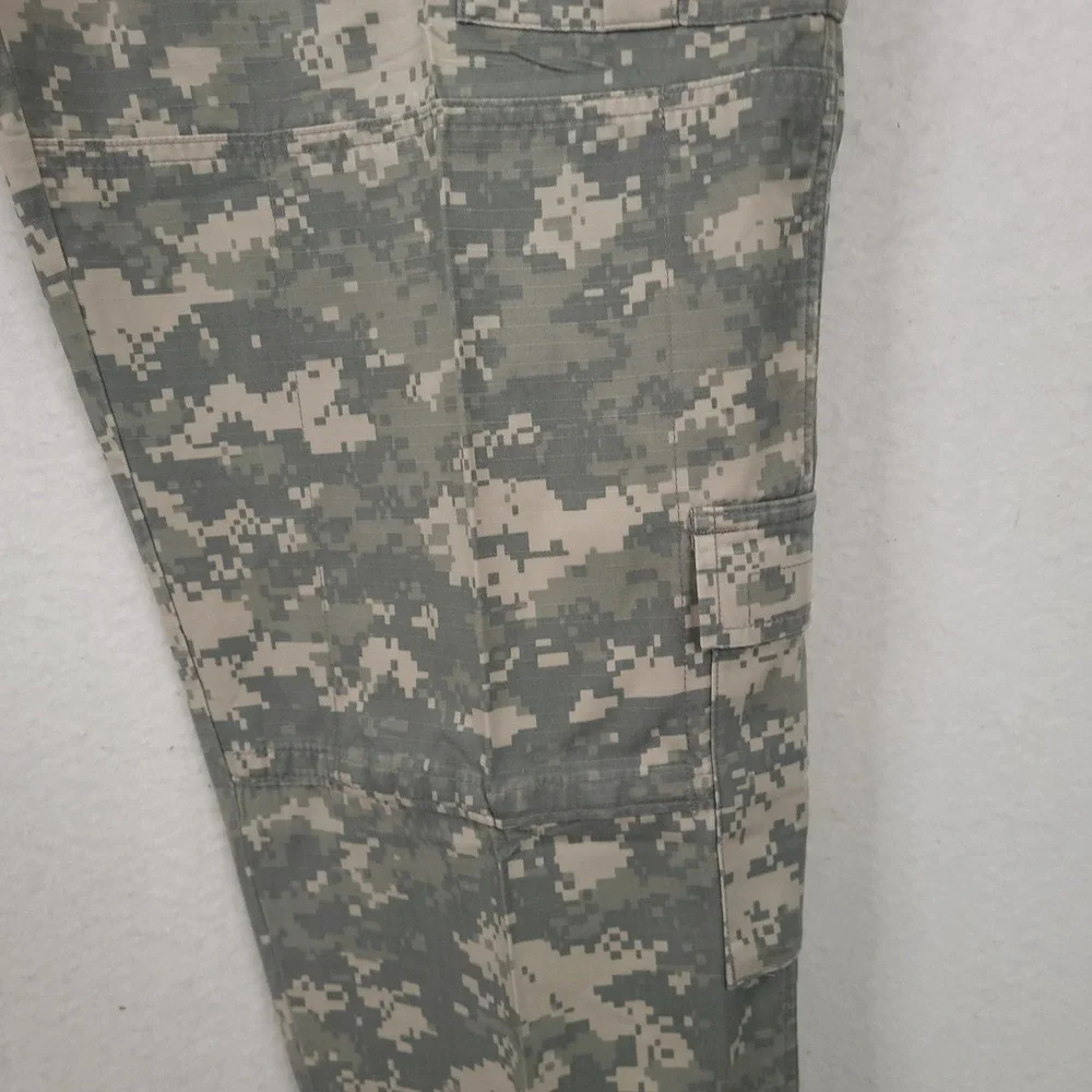 US Army ACU Combat Cargo Pants Large Regular Digital Camo UCP Military Surplus